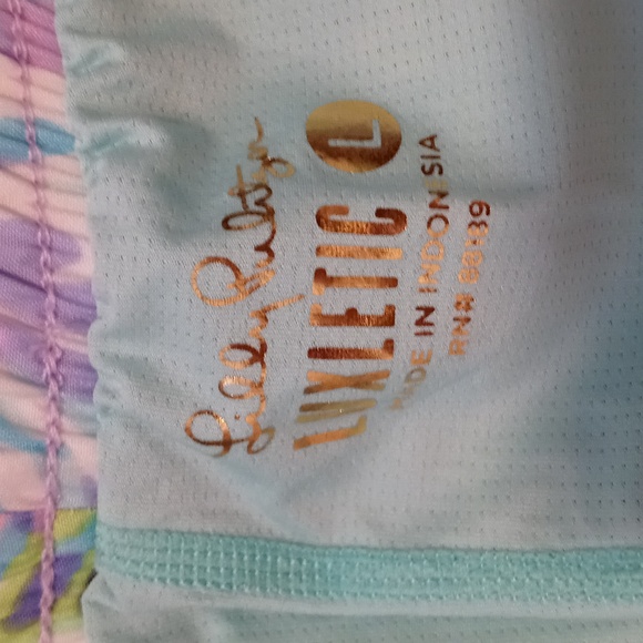 🐢HTF Lilly Pulitzer🐢 - Ocean Trail Short - Picture 3 of 15